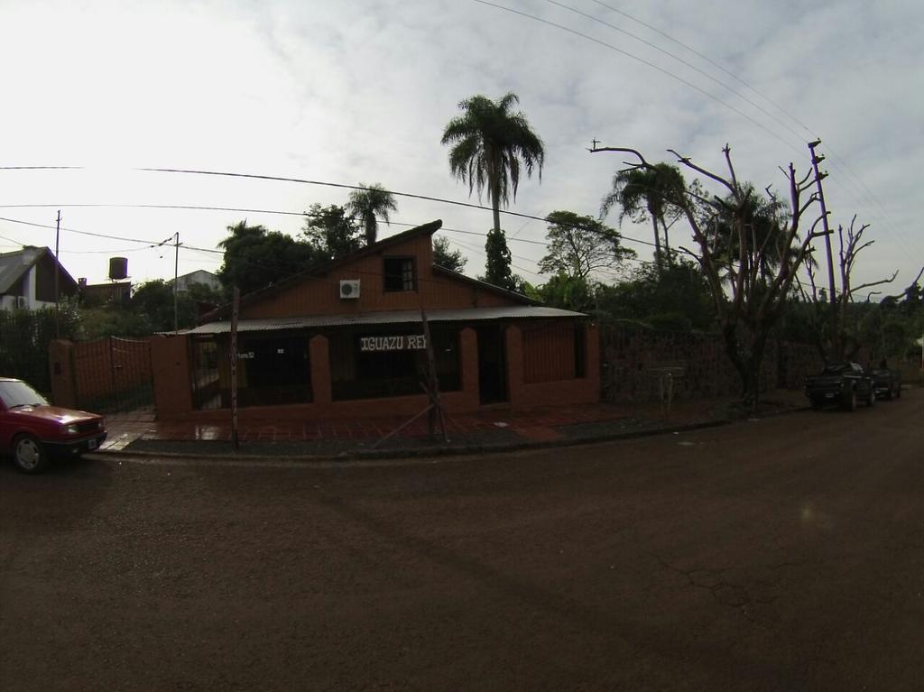 Iguazu Rey Hostel Puerto Iguazú Buitenkant foto