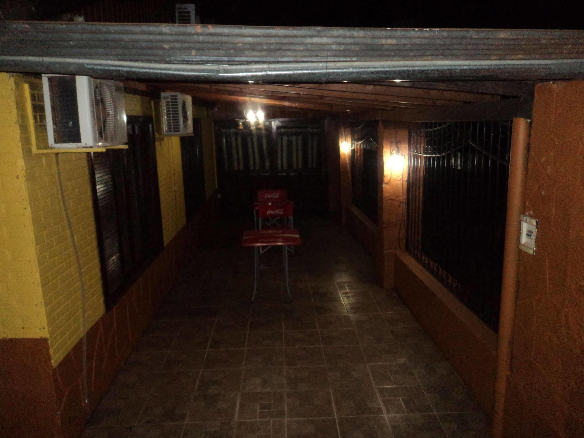 Iguazu Rey Hostel Puerto Iguazú Buitenkant foto