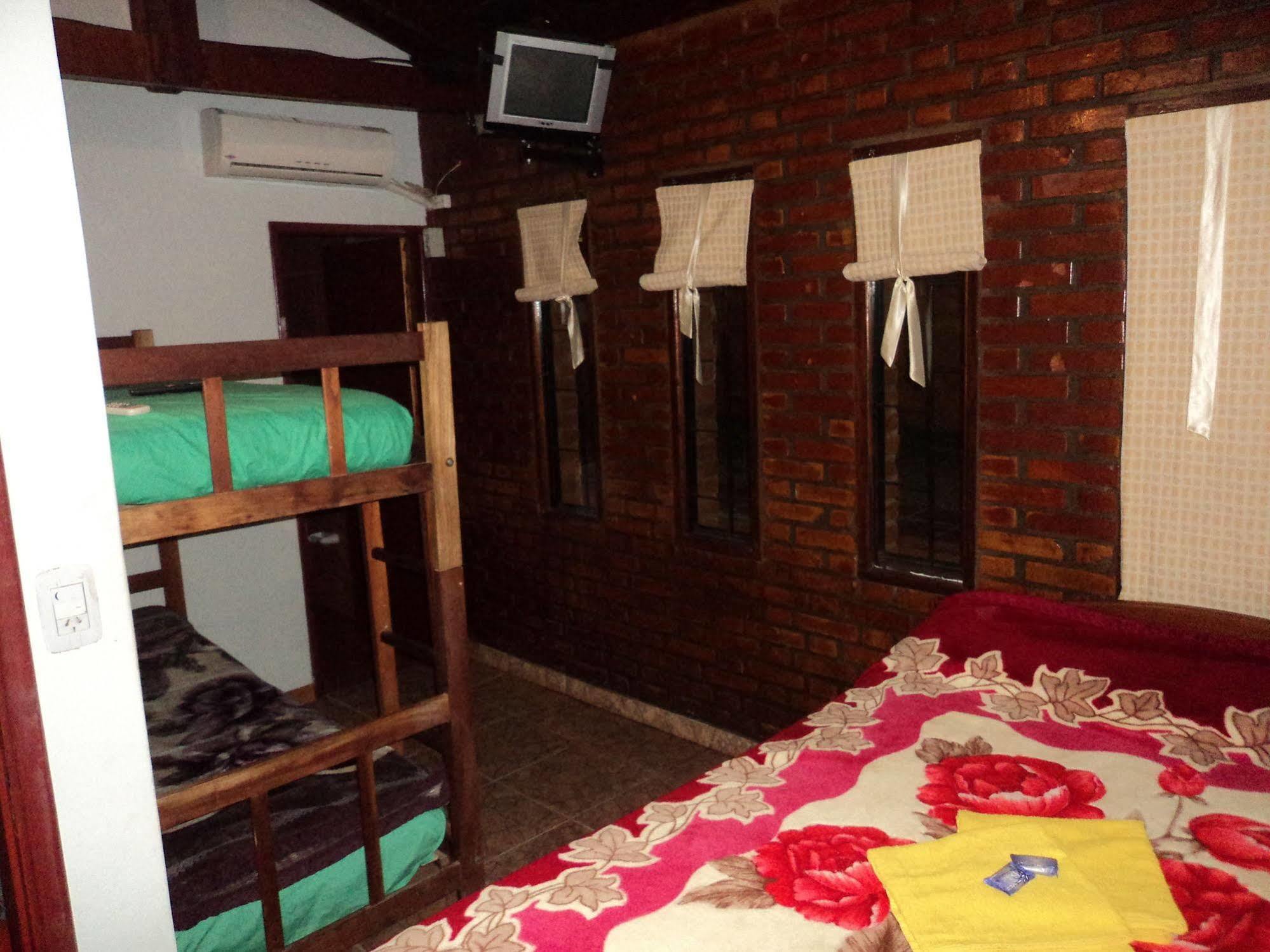 Iguazu Rey Hostel Puerto Iguazú Buitenkant foto